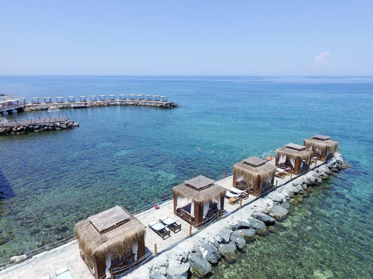Malpas Hotel Saint Epiktitos Exterior foto