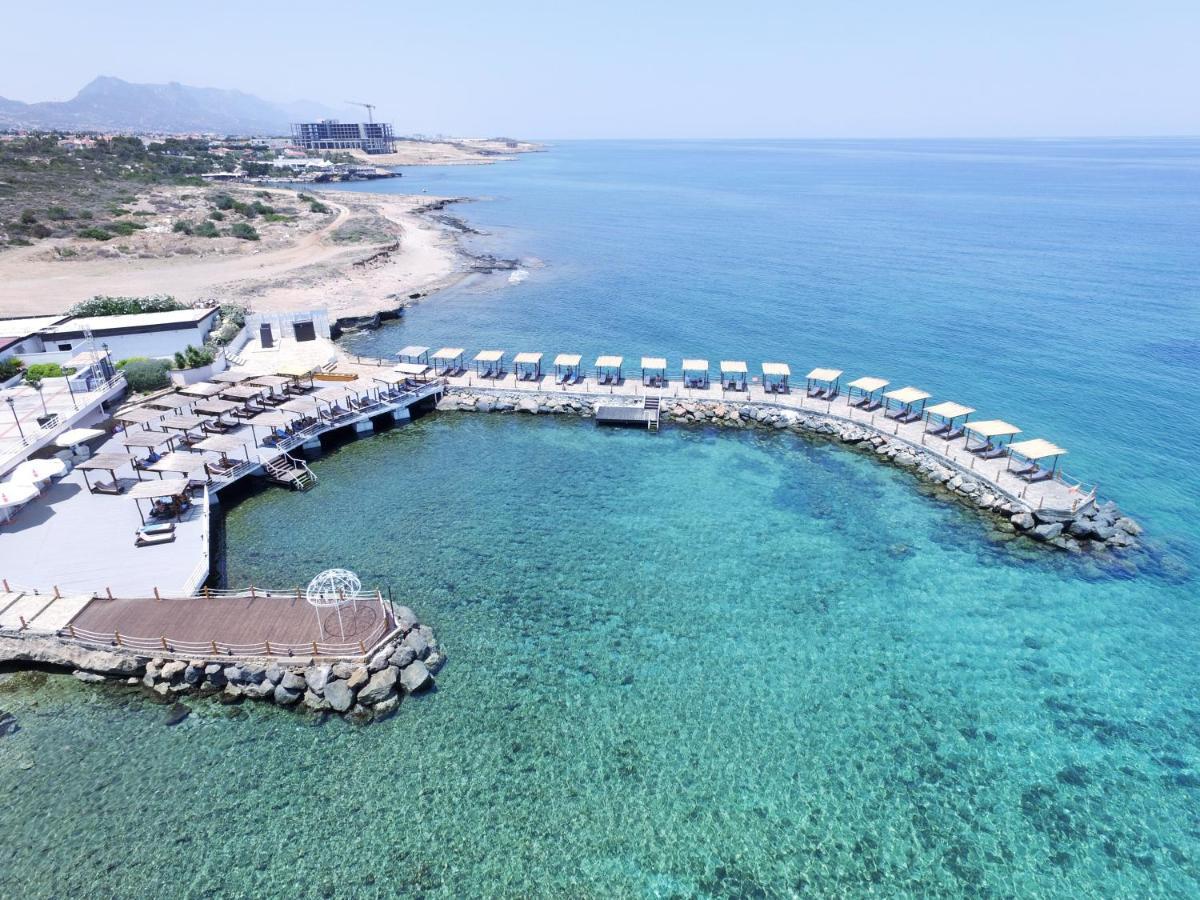 Malpas Hotel Saint Epiktitos Exterior foto